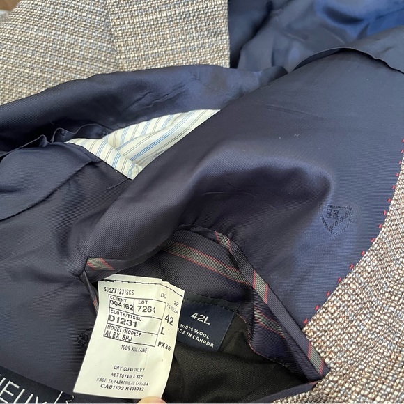 Daniel Cremieux Men's Brown/Grey Checkered Blazer - Picture 5 of 5